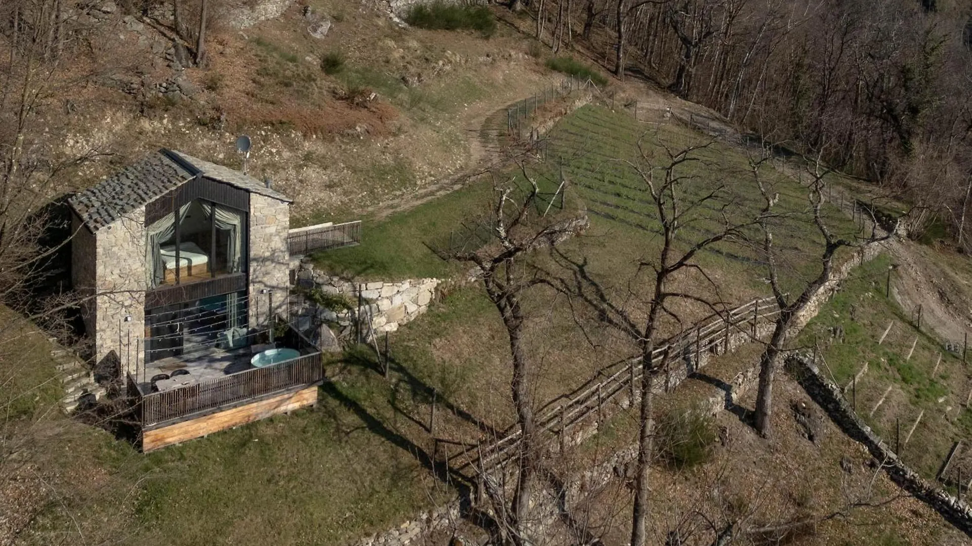 Hunum Villa Voga
